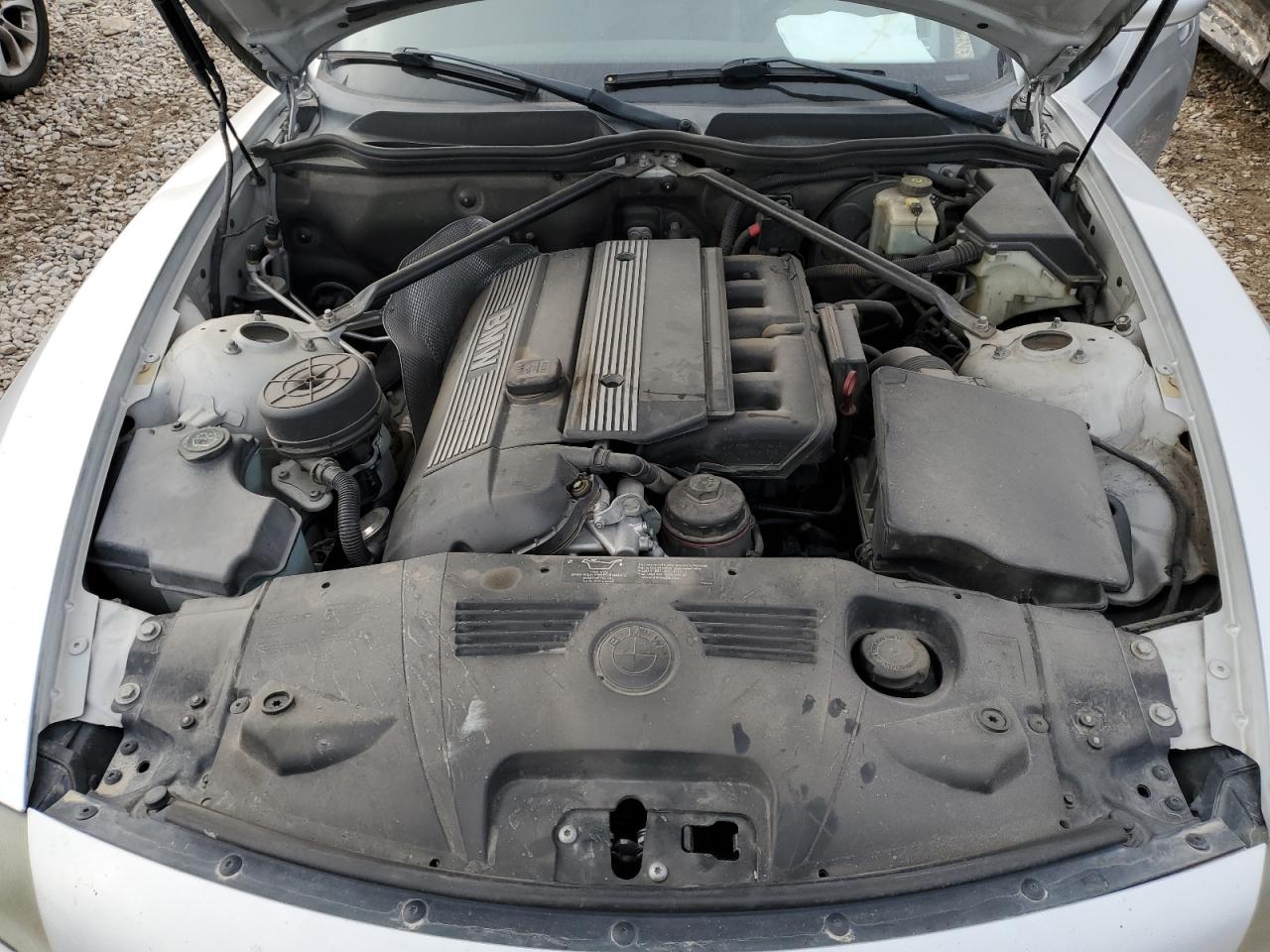 2005 BMW Z4 VIN 4USBT33575LS54202 Copart auction photo, rear end damage thumbnail 11