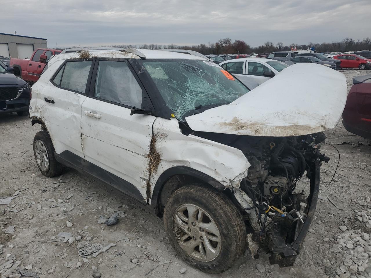 2020 Hyundai Venue VIN KMHRC8A36LU028884 Copart auction photo, rollover damage thumbnail 4