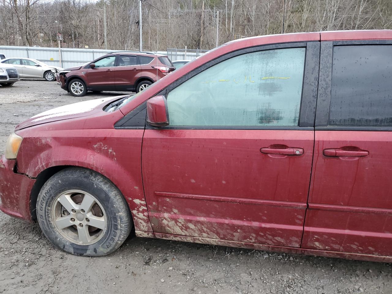 2011 Dodge Caravan VIN 2D4RN3DG9BR628068 Copart auction photo, water/flood damage thumbnail 13