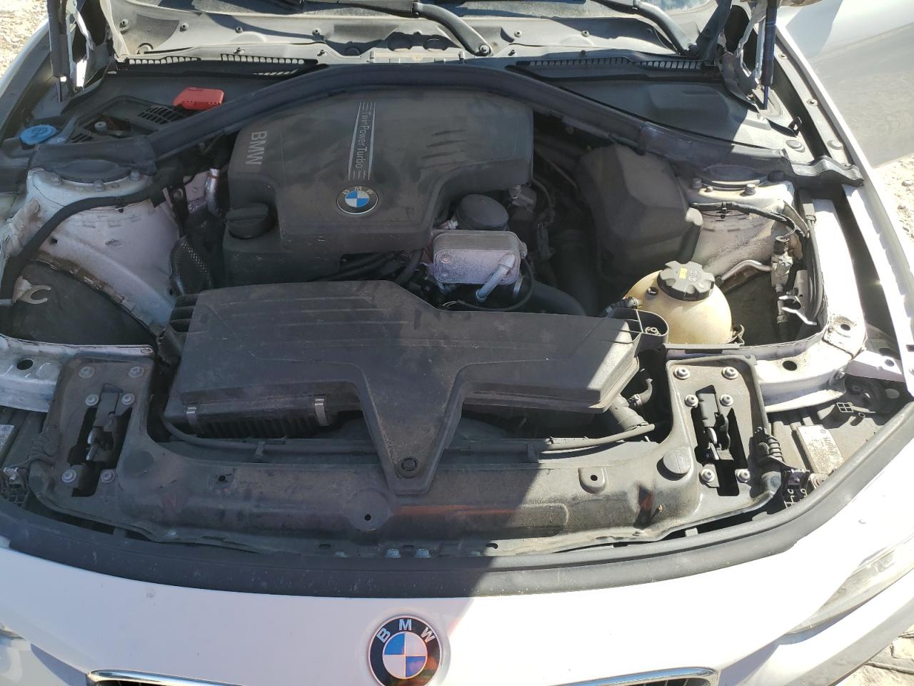 2018 BMW 3er VIN WBA8A9C55JAH14620 Copart auction photo, rear end damage thumbnail 11