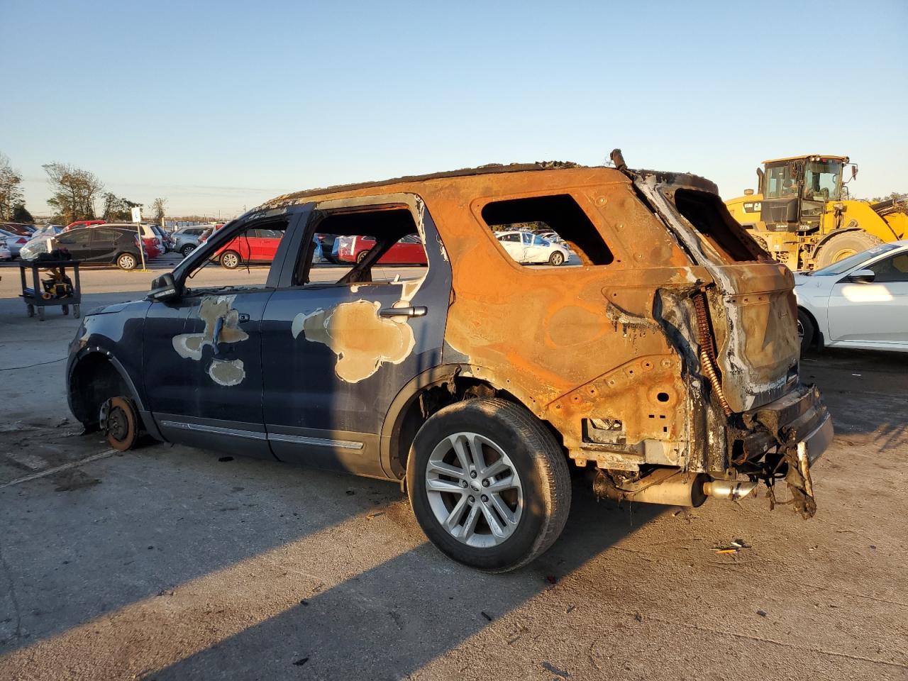 2016 Ford Explorer VIN 1FM5K7D87GGA52988 Copart auction photo, burn damage thumbnail 2