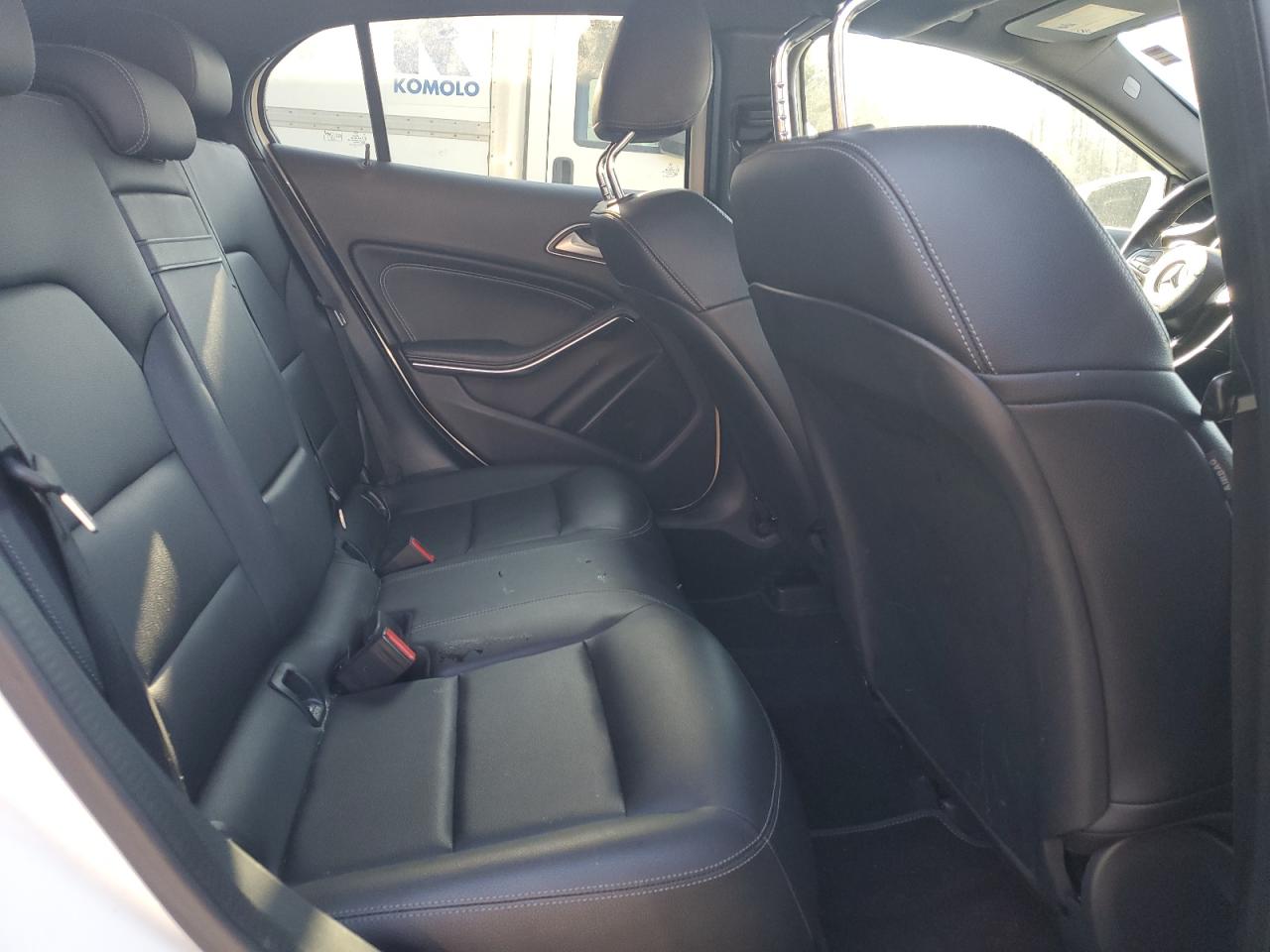 2017 Mercedes-Benz GLA-klasse VIN WDCTG4GB8HJ357756 Copart auction photo, side / minor dent/scratches damage thumbnail 11