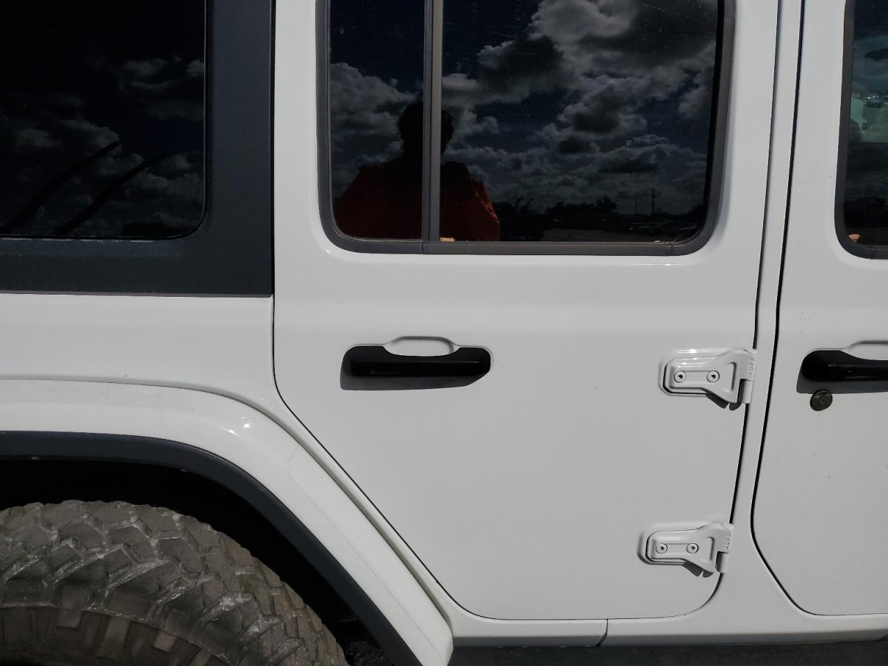 2020 Jeep Wrangler VIN 1C4HJXFN1LW322997 Copart auction photo, water/flood damage thumbnail 10