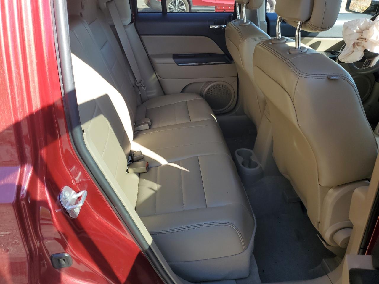 2014 Jeep Liberty (Patriot) VIN 1C4NJRCB0ED560816 Copart auction photo, front end / minor dent/scratches damage thumbnail 11