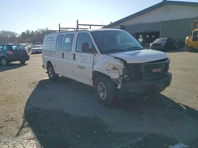 2013 GMC Savana VIN 1GTW7FCA3D1187702 Copart auction photo, front end / minor dent/scratches damage thumbnail 11