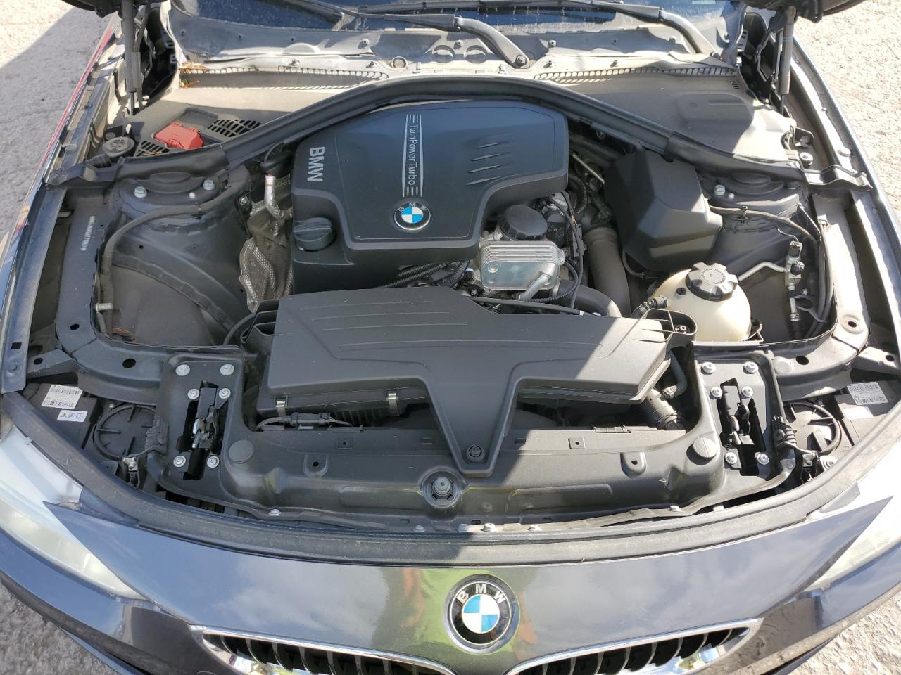 2014 BMW 4er VIN WBA3N7C55EF719924 Copart auction photo, vandalism damage thumbnail 11