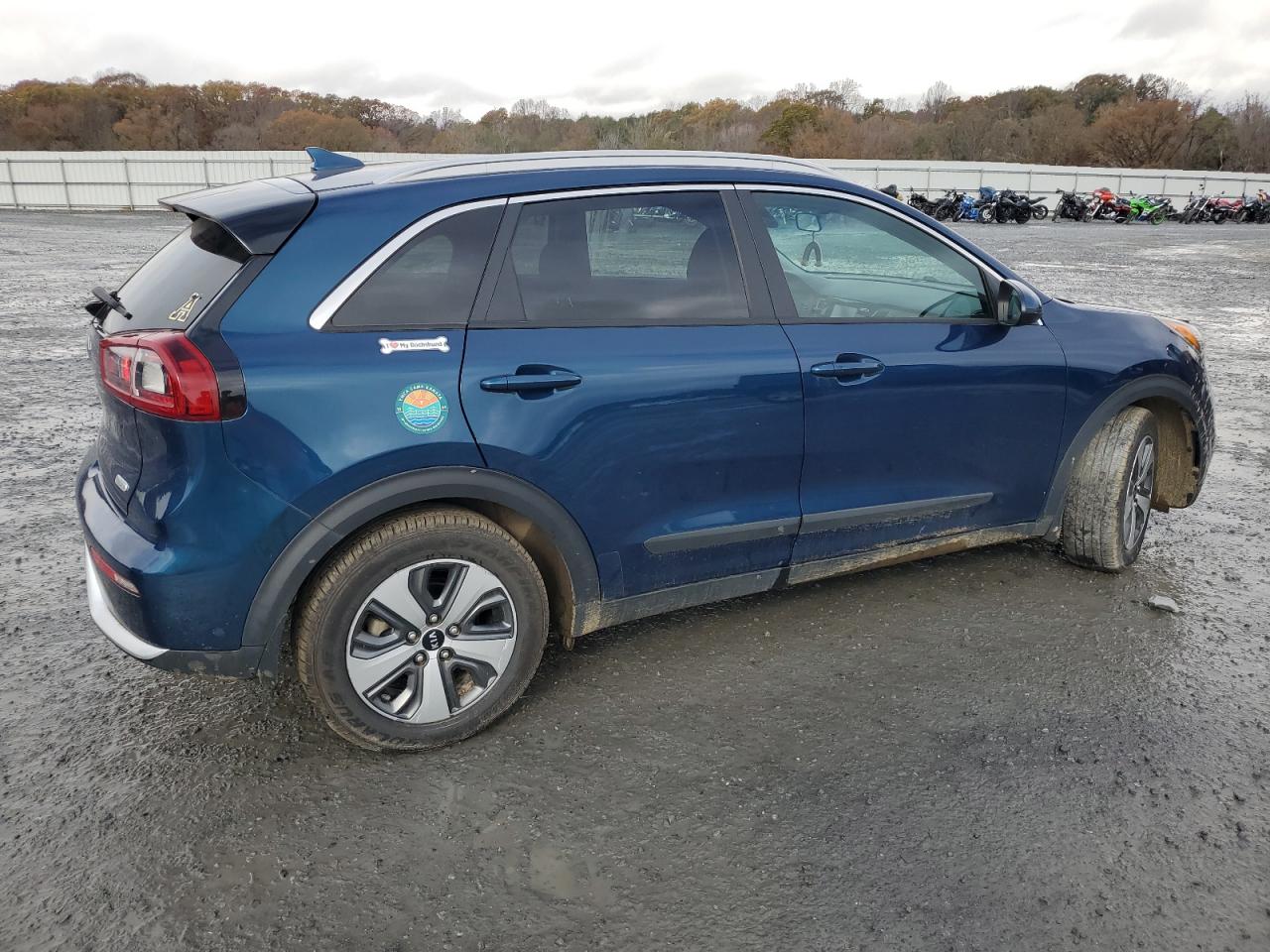 2019 KIA Niro VIN KNDCB3LC3K5349724 Copart auction photo, water/flood / front end damage thumbnail 3
