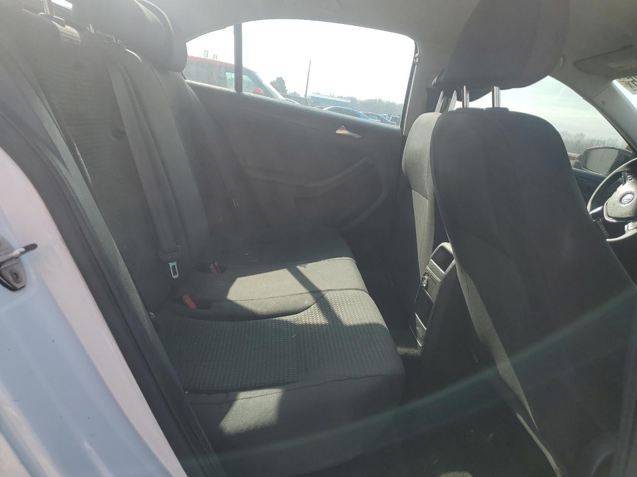 2015 Volkswagen Jetta VIN 3VW2K7AJXFM220770 Copart auction photo, front end damage thumbnail 10