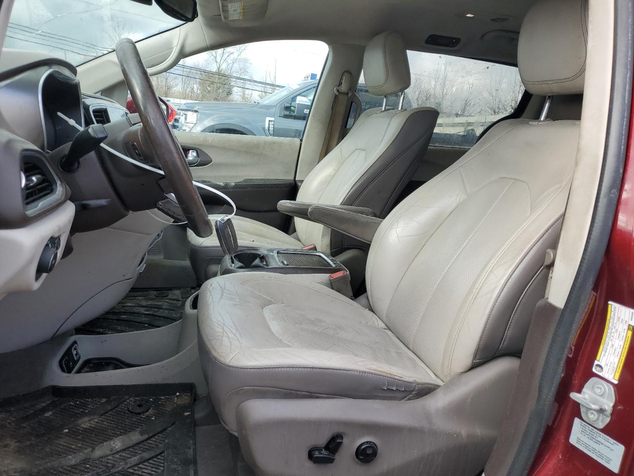 2017 Chrysler Pacifica VIN 2C4RC1EG3HR594384 Copart auction photo, front end damage thumbnail 7