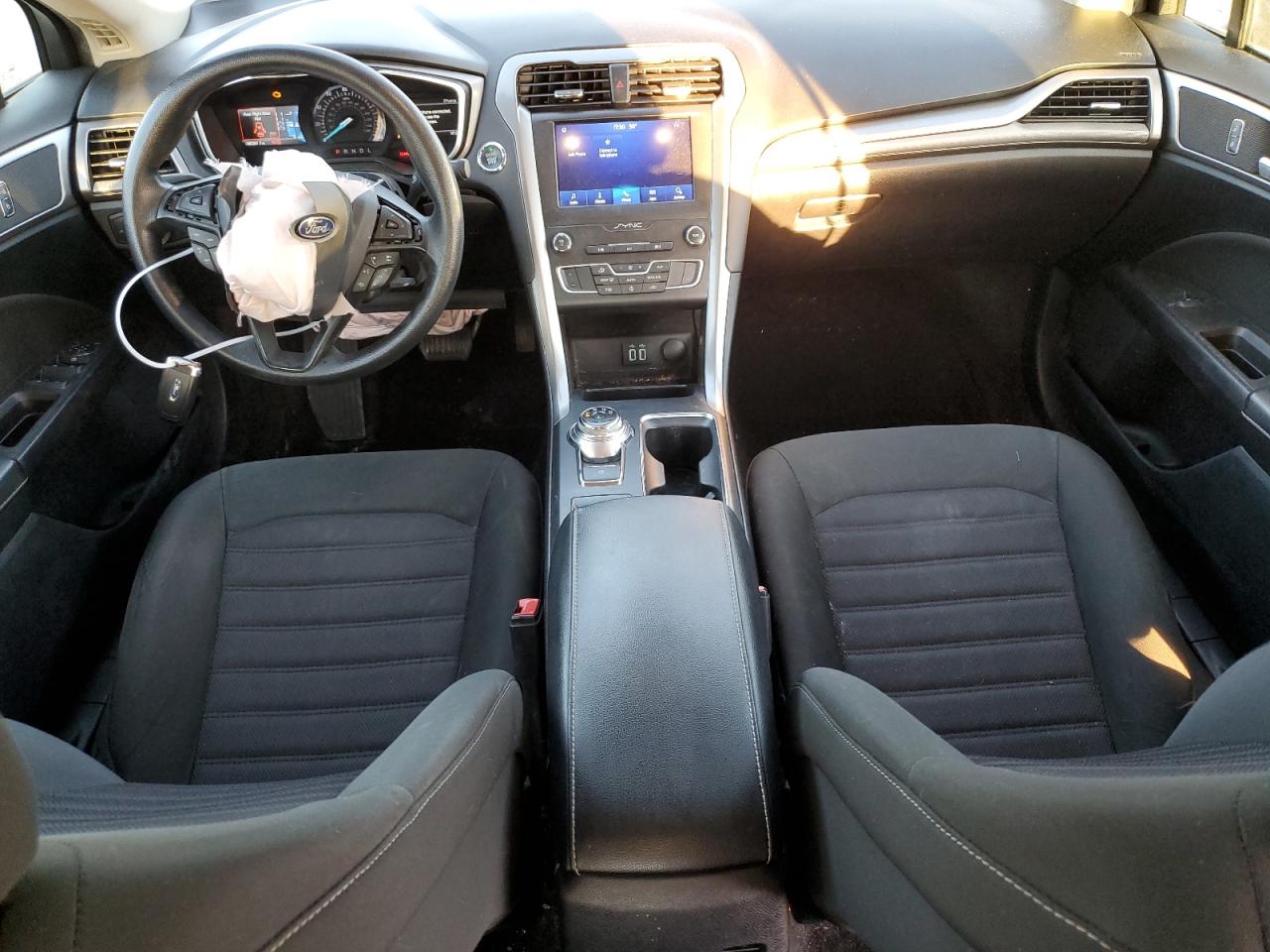 2020 Ford Fusion VIN 3FA6P0HD1LR144129 Copart auction photo, front end / minor dent/scratches damage thumbnail 8