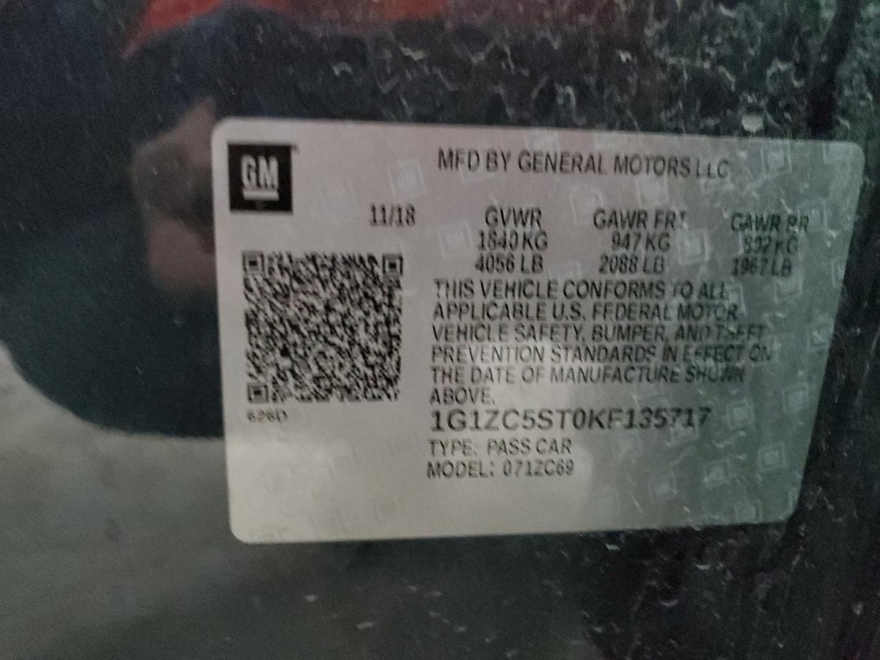 2019 Chevrolet Malibu VIN 1G1ZC5ST0KF135717 Copart auction photo, front end / side damage thumbnail 12