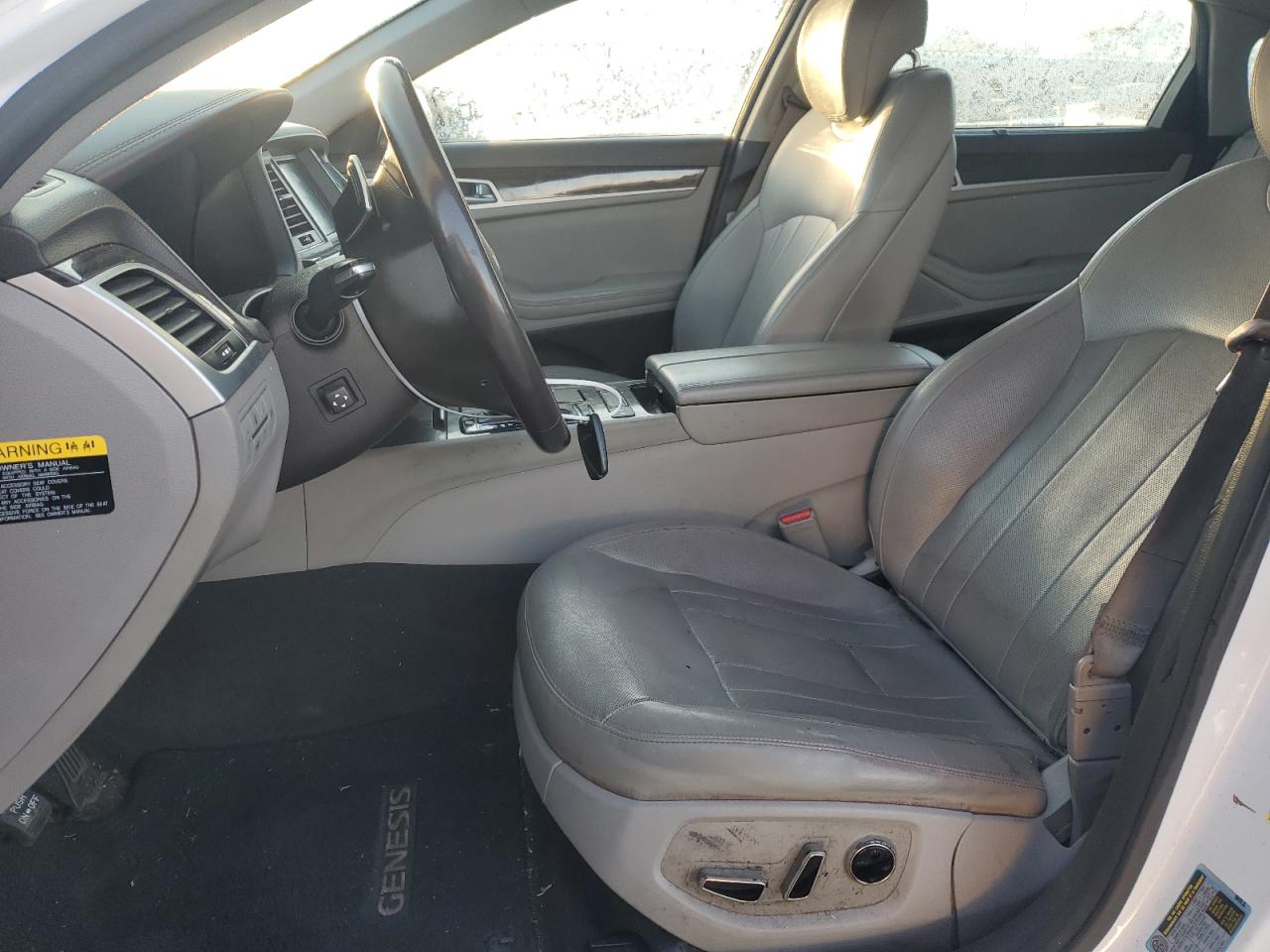 2015 Hyundai Genesis VIN KMHGN4JE9FU059952 Copart auction photo, front end damage thumbnail 7