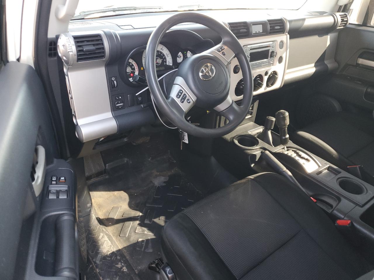 2011 Toyota FJ Cruiser VIN JTEBU4BF6BK106574 Copart auction photo, rear end damage thumbnail 8