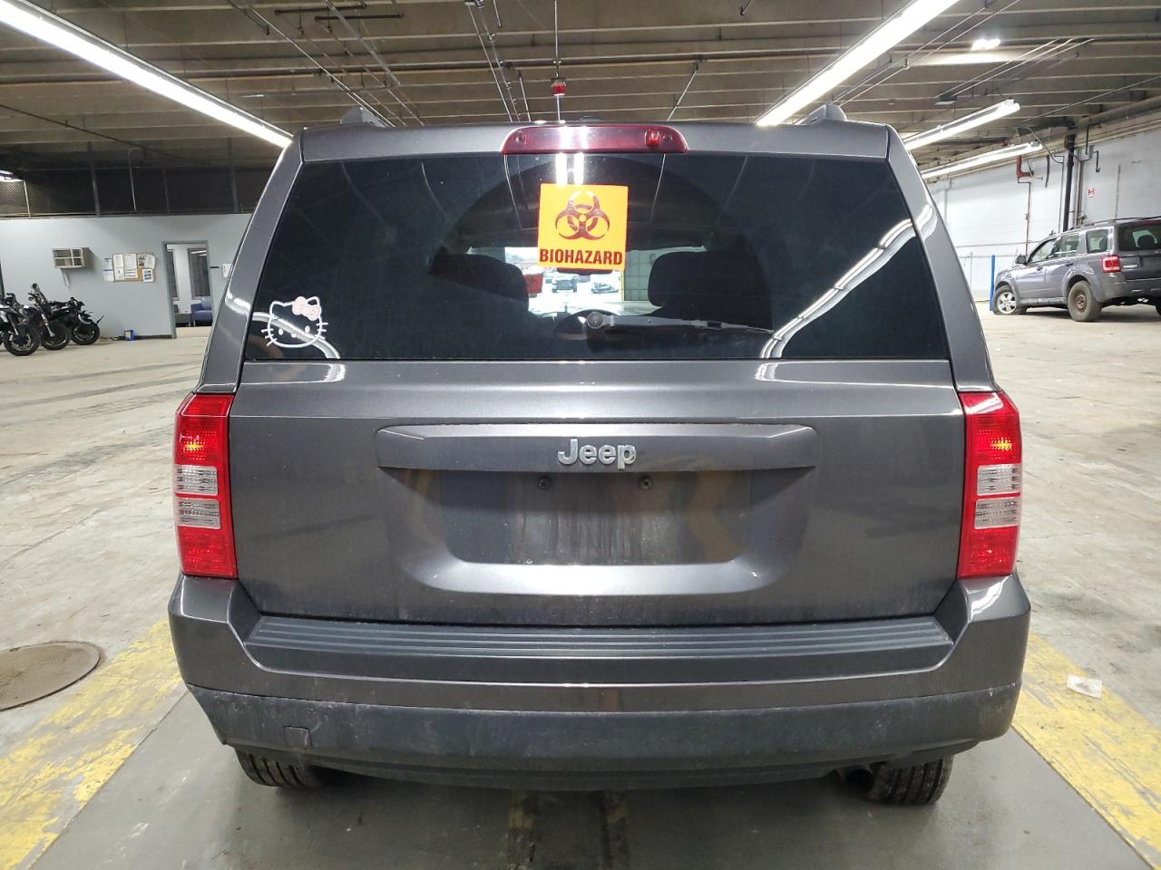 2016 Jeep Liberty (Patriot) VIN 1C4NJPBB1GD537635 Copart auction photo, side / front end damage thumbnail 6