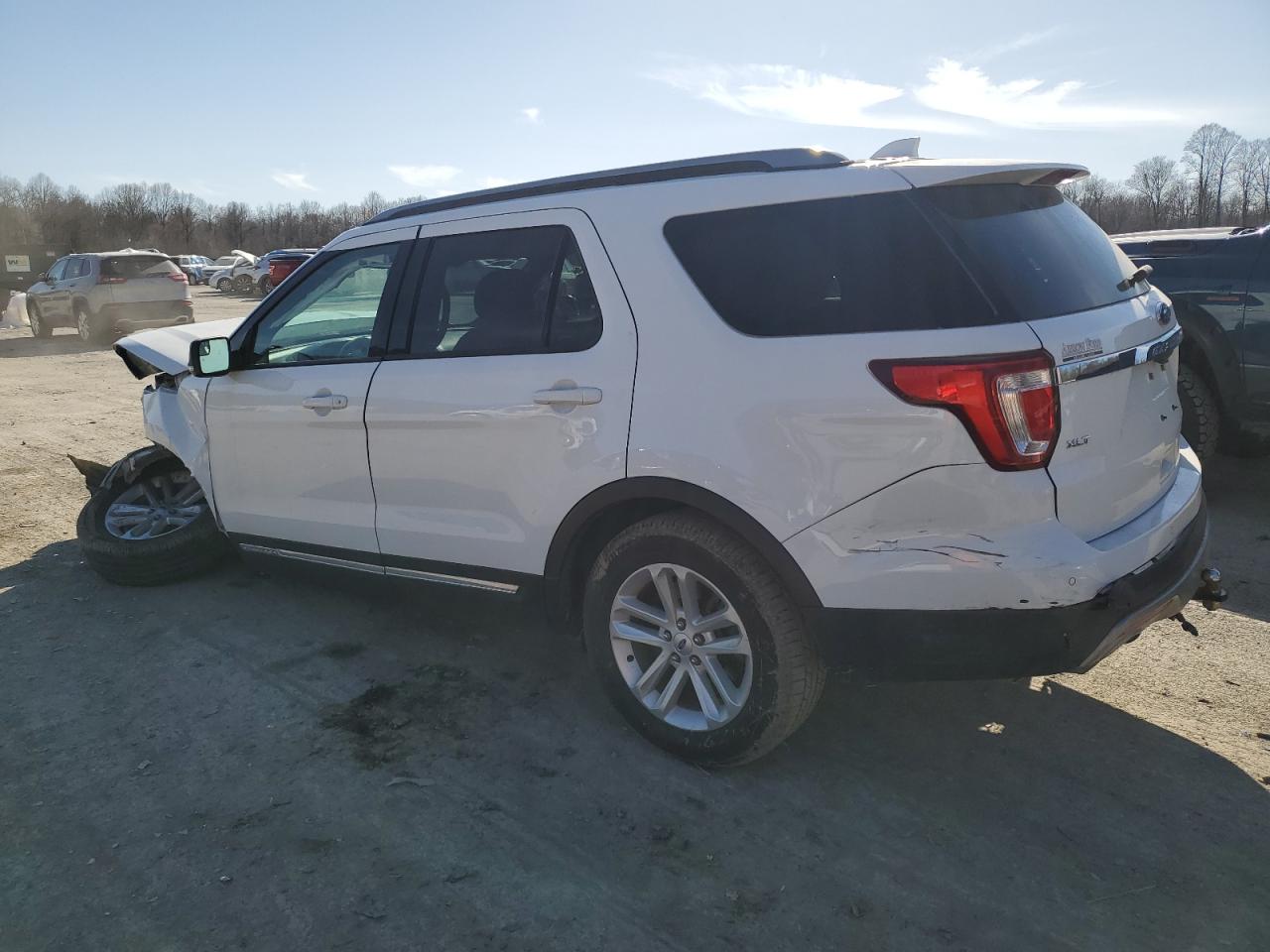 2017 Ford Explorer VIN 1FM5K7D83HGE10993 Copart auction photo, front end / side damage thumbnail 2