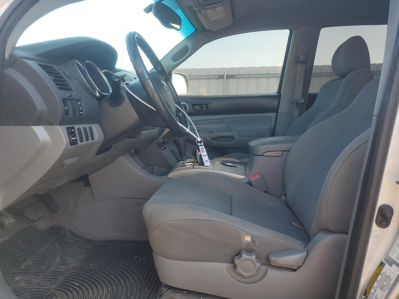 2005 Toyota Tacoma VIN 3TMKU72N95M003532 Copart auction photo, undercarriage / minor dent/scratches damage thumbnail 7