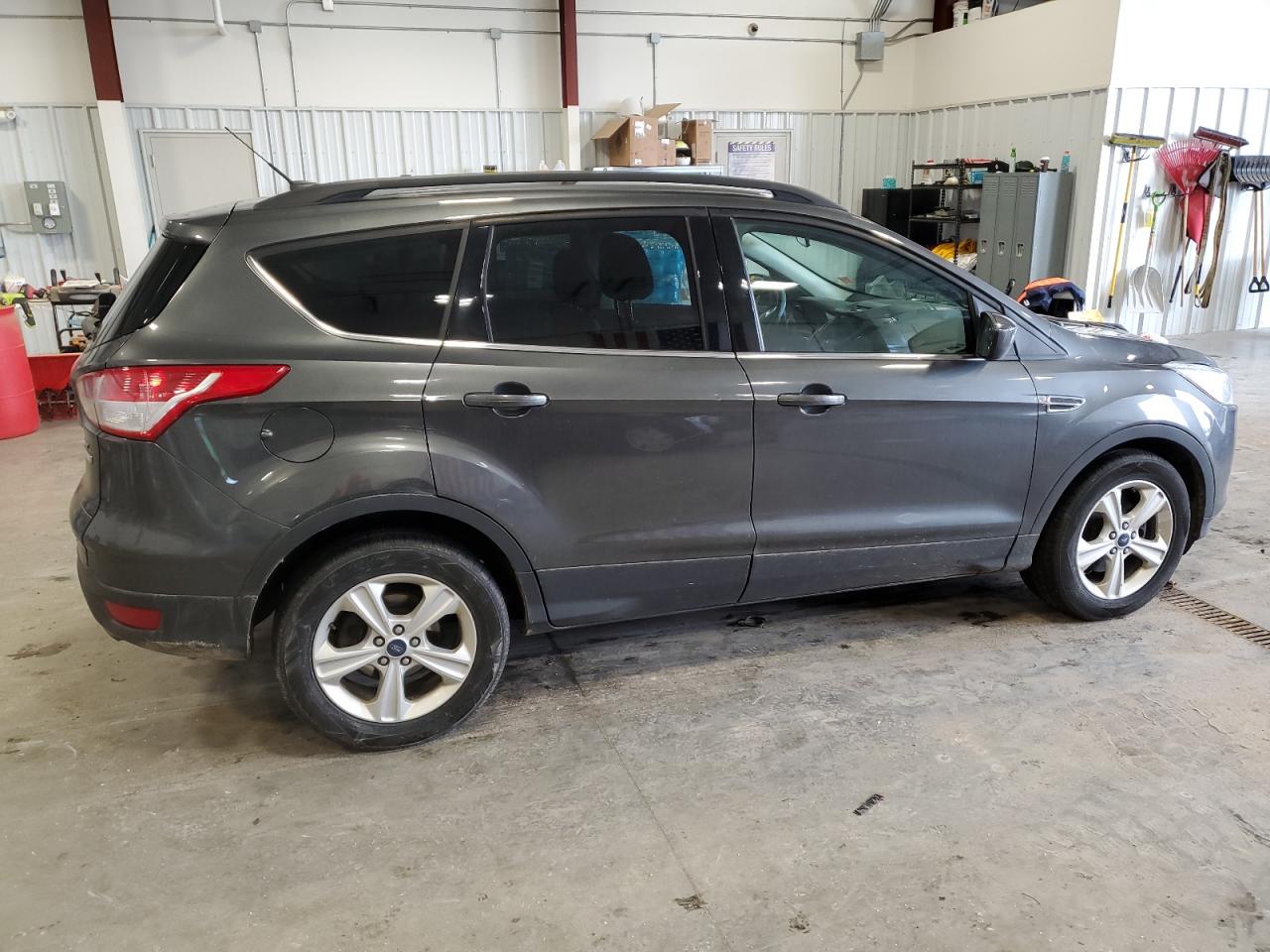 2016 Ford Escape VIN 1FMCU0GX2GUB67933 Copart auction photo, front end damage thumbnail 3