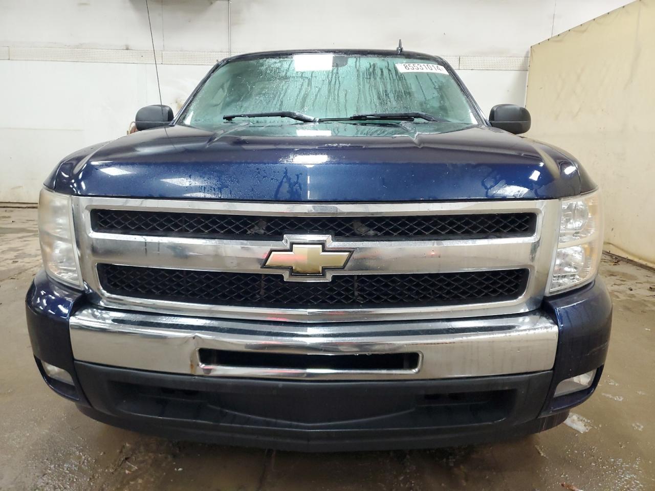 2011 Chevrolet Silverado VIN 1GCNCSE0XBZ447578 Copart auction photo, side / rear end damage thumbnail 5