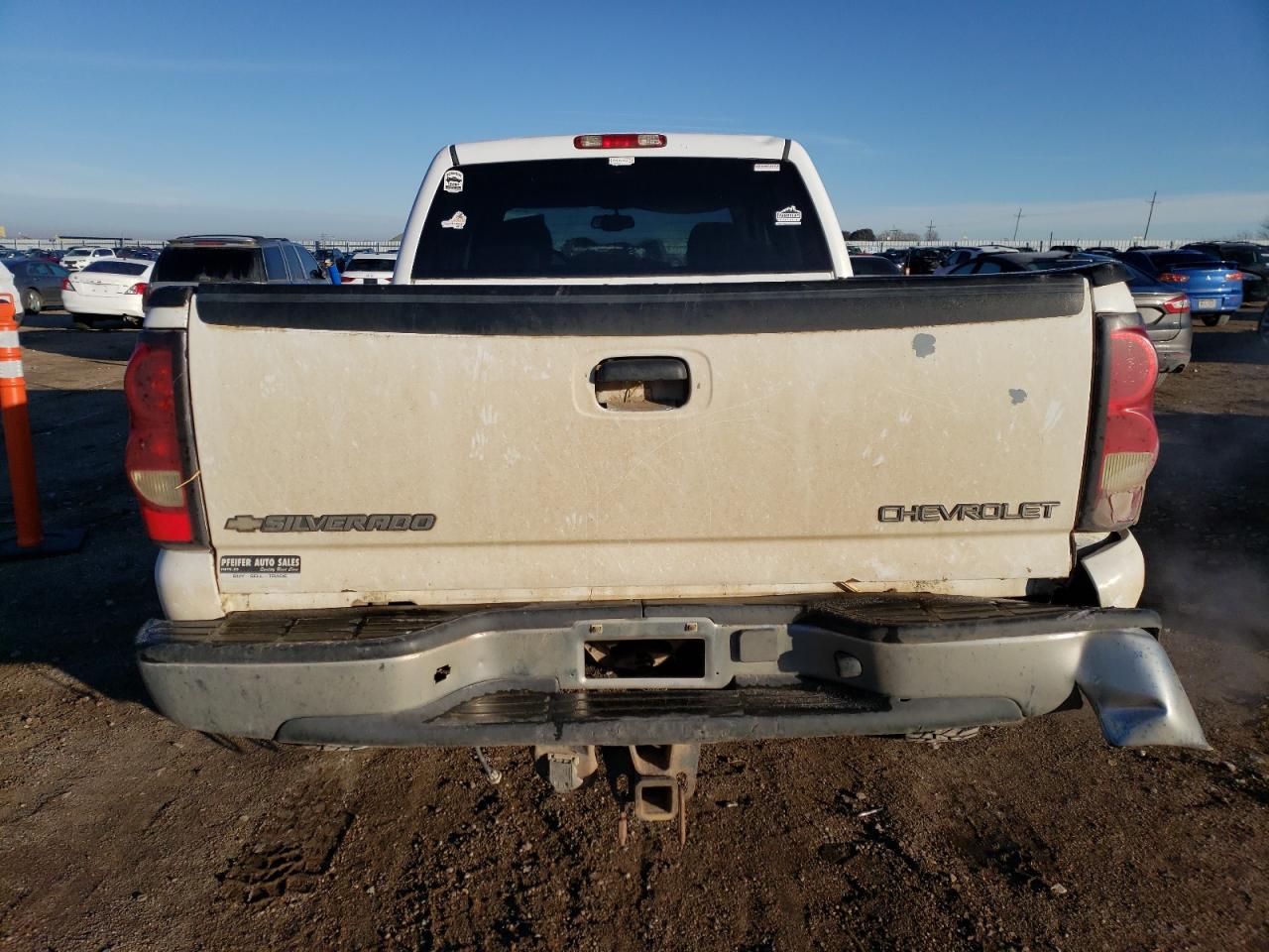 2005 Chevrolet Silverado VIN 1GCGK13U45F828862 Copart auction photo, rear end damage thumbnail 6