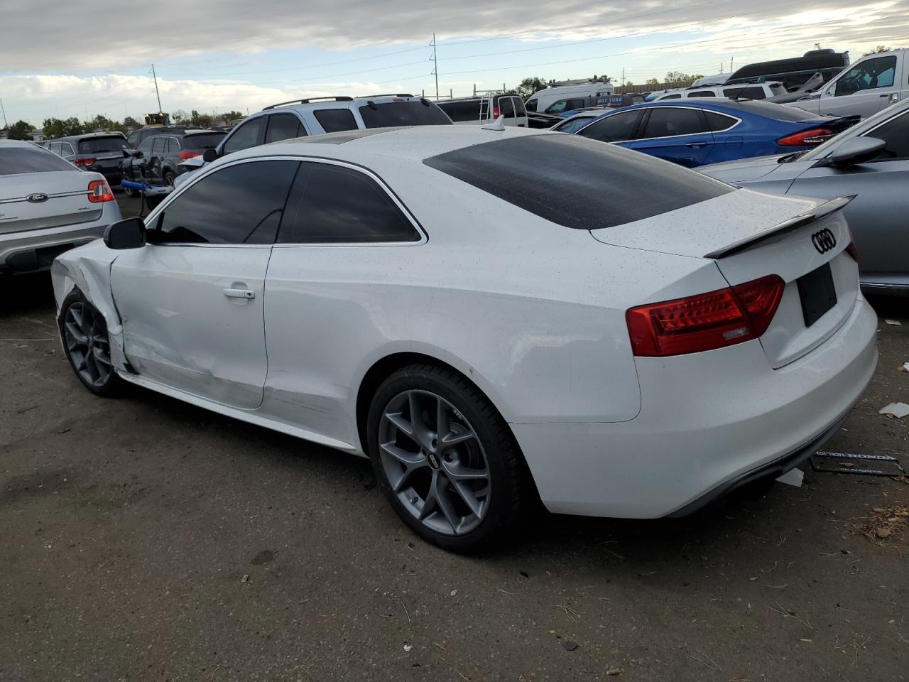 2016 Audi A5 VIN WAUD2AFR0GA010553 Copart auction photo, front end / side damage thumbnail 2