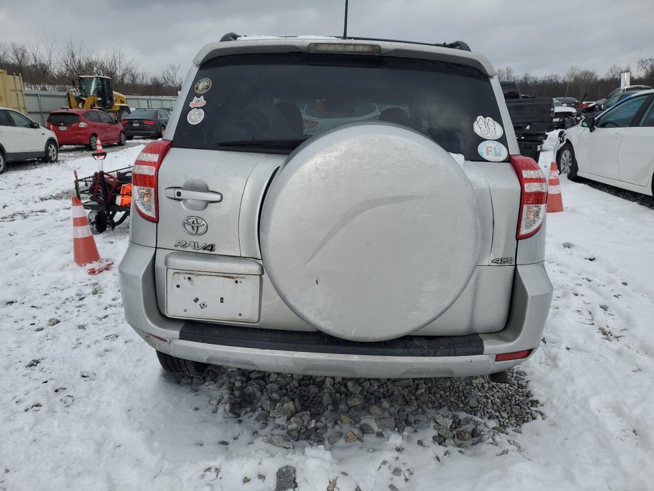 2011 Toyota RAV 4 VIN 2T3DF4DVXBW114714 Copart auction photo, front end / undercarriage damage thumbnail 6