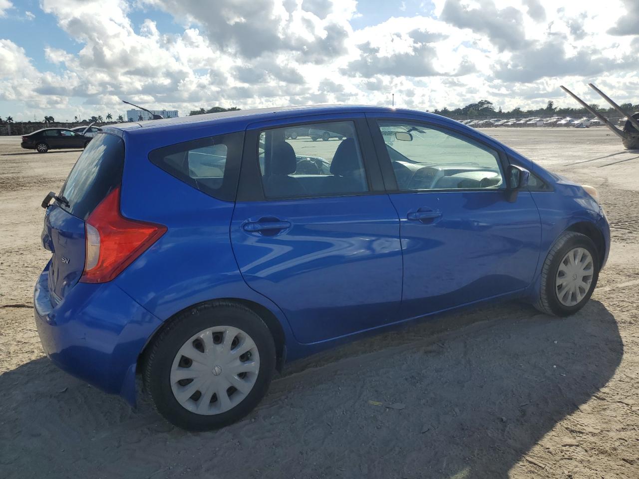 2015 Nissan Versa VIN 3N1CE2CPXFL378957 Copart auction photo, all over damage thumbnail 3
