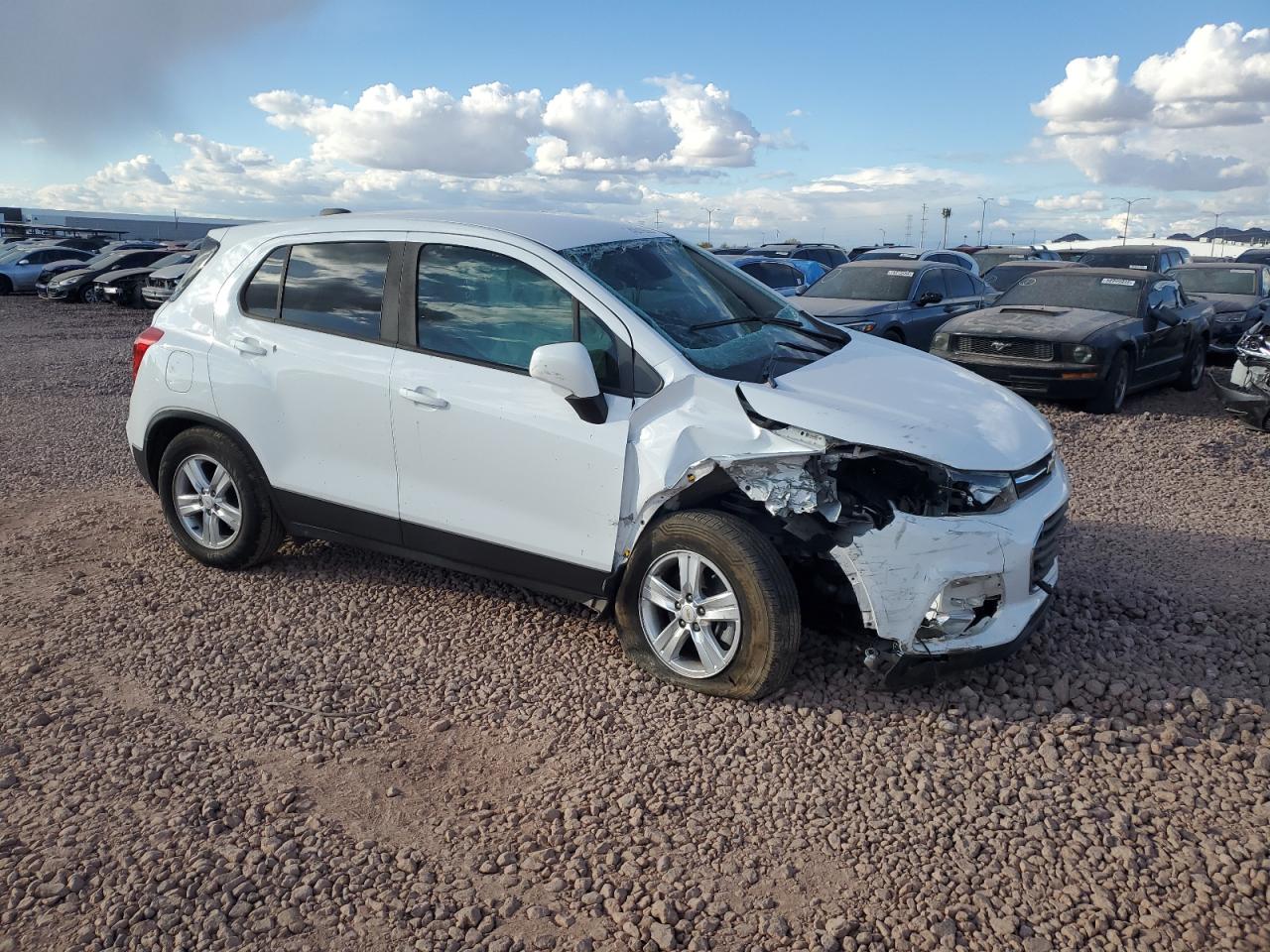 2020 Chevrolet Trax VIN KL7CJKSB0LB049306 Copart auction photo, front end / side damage thumbnail 4