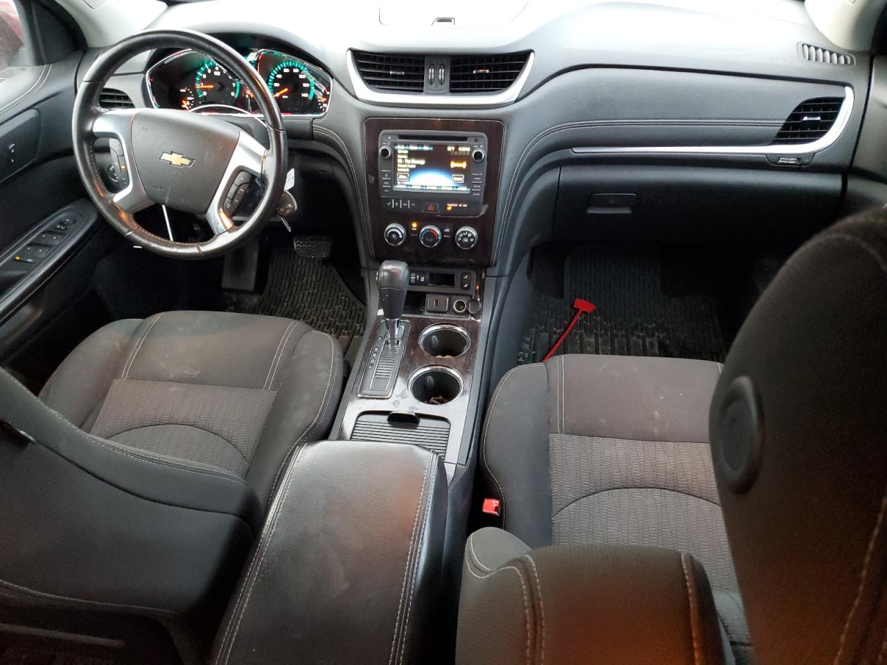 2016 Chevrolet Traverse VIN 1GNKRGKD1GJ304649 Copart auction photo, front end / minor dent/scratches damage thumbnail 8