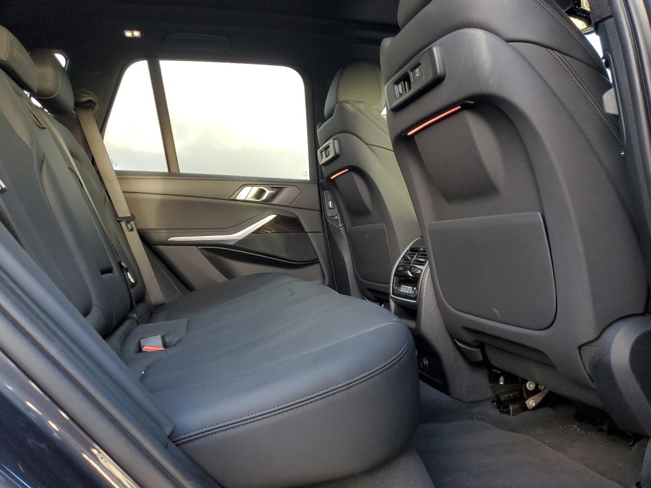 2019 BMW X5 VIN 5UXCR6C58KLL09633 Copart auction photo, front end / rear end damage thumbnail 11