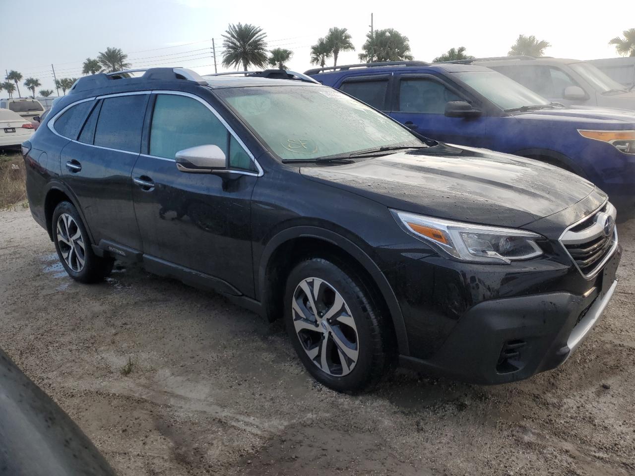 2020 Subaru Outback VIN 4S4BTGPD4L3223500 Copart auction photo, water/flood damage thumbnail 4