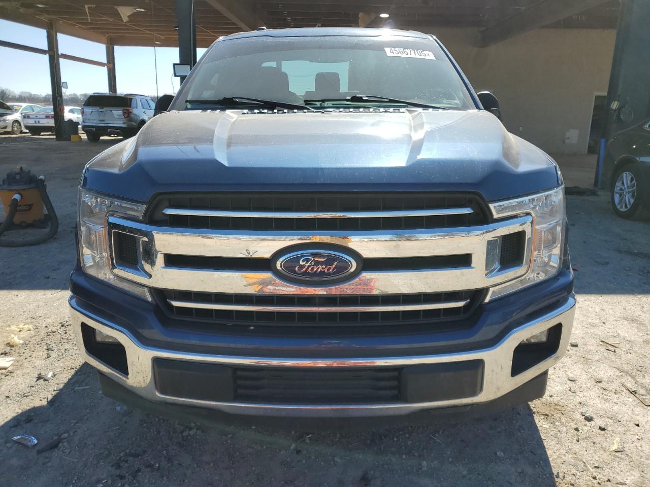 2018 Ford F-150 VIN 1FTEX1C55JKF17461 Copart auction photo, side / rear end damage thumbnail 5