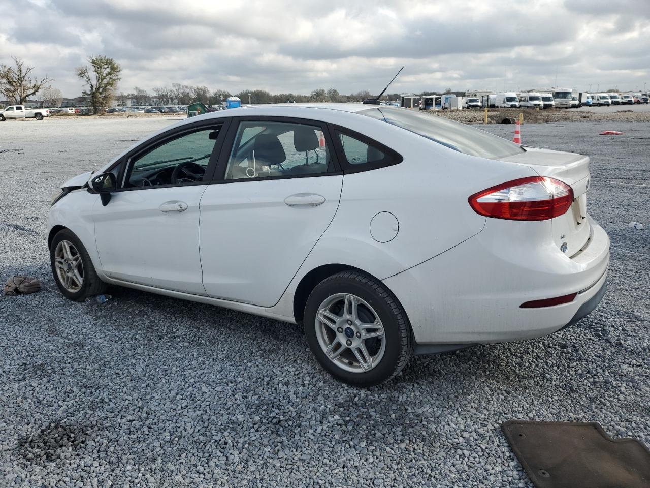 2018 Ford Fiesta VIN 3FADP4BJ7JM100403 Copart auction photo, front end damage thumbnail 2