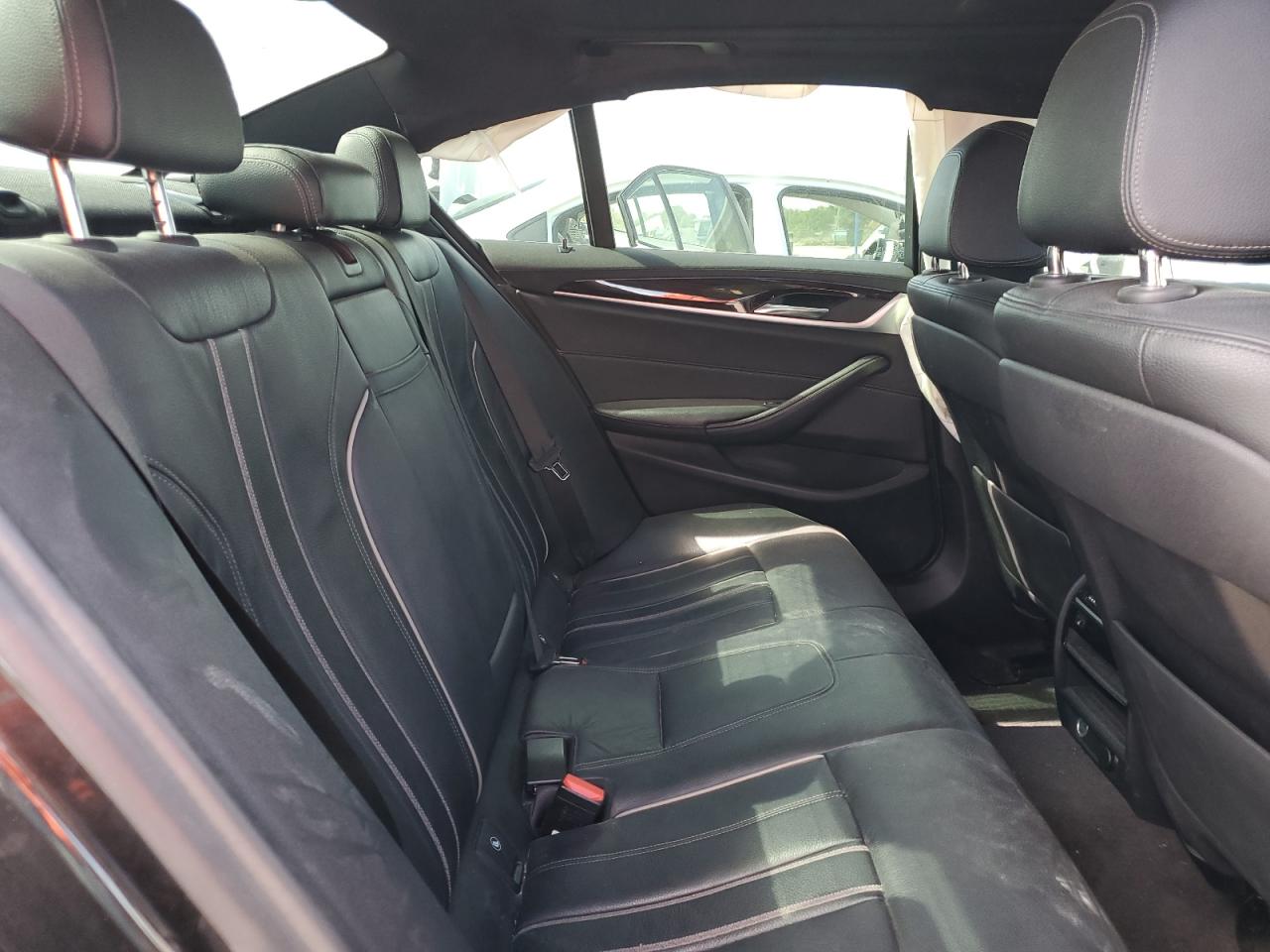 2017 BMW 5er VIN WBAJA7C33HWA70357 Copart auction photo, side / minor dent/scratches damage thumbnail 10