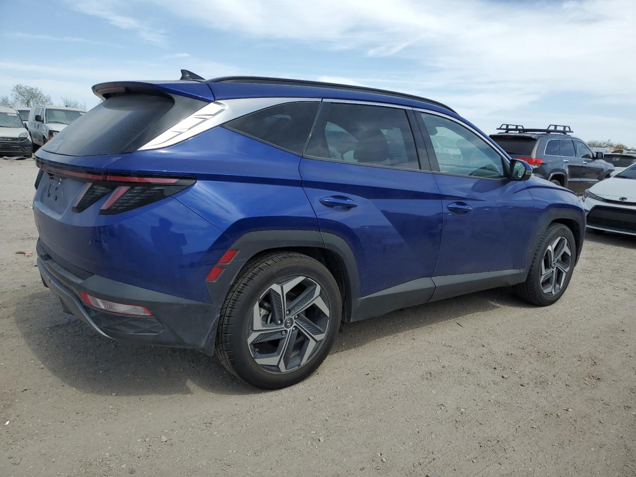 2022 Hyundai Tucson VIN 5NMJE3AE2NH069586 Copart auction photo, minor dent/scratches damage thumbnail 3
