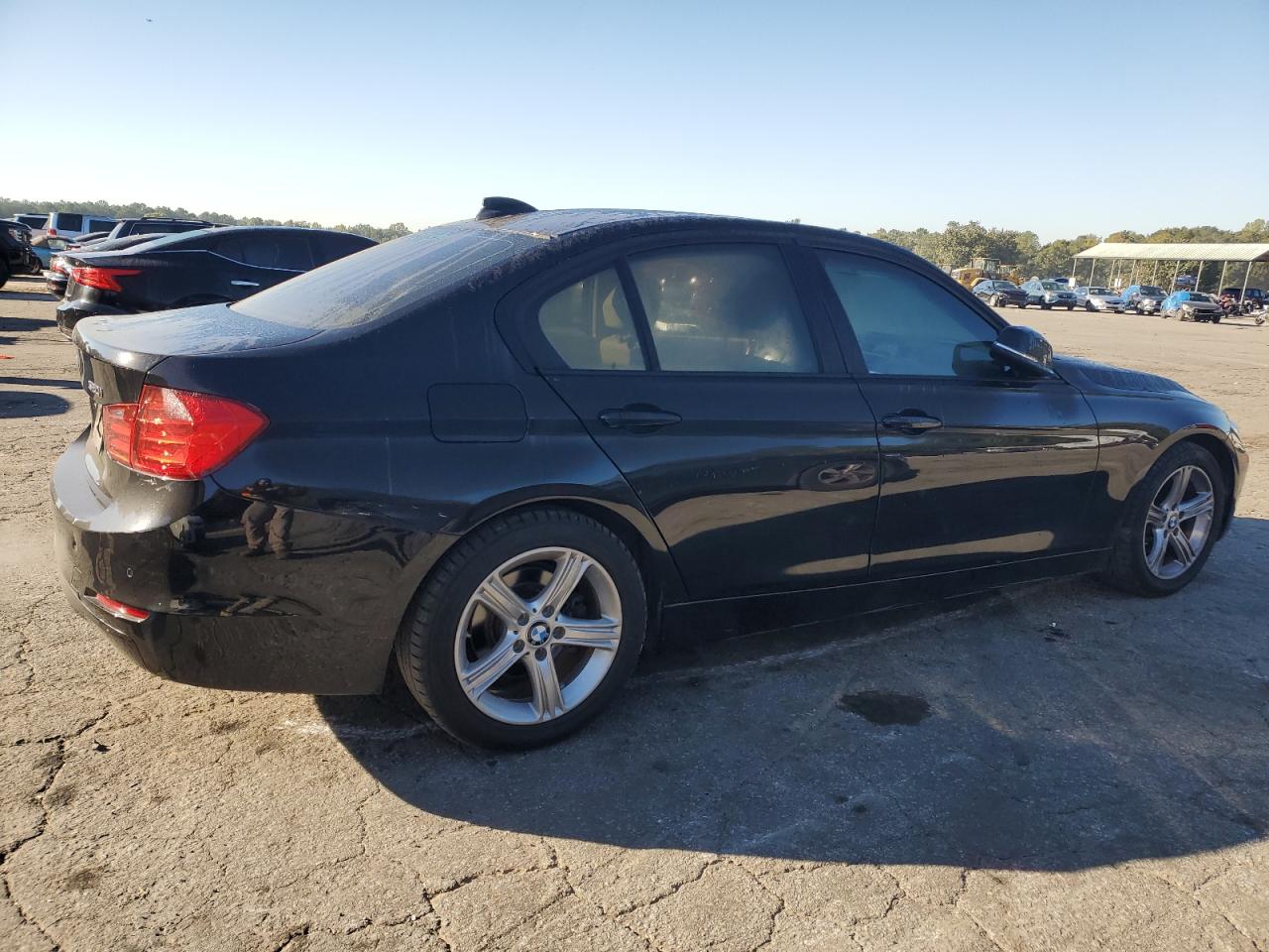 2013 BMW 3er VIN WBA3B1C56DF461501 Copart auction photo, water/flood damage thumbnail 3