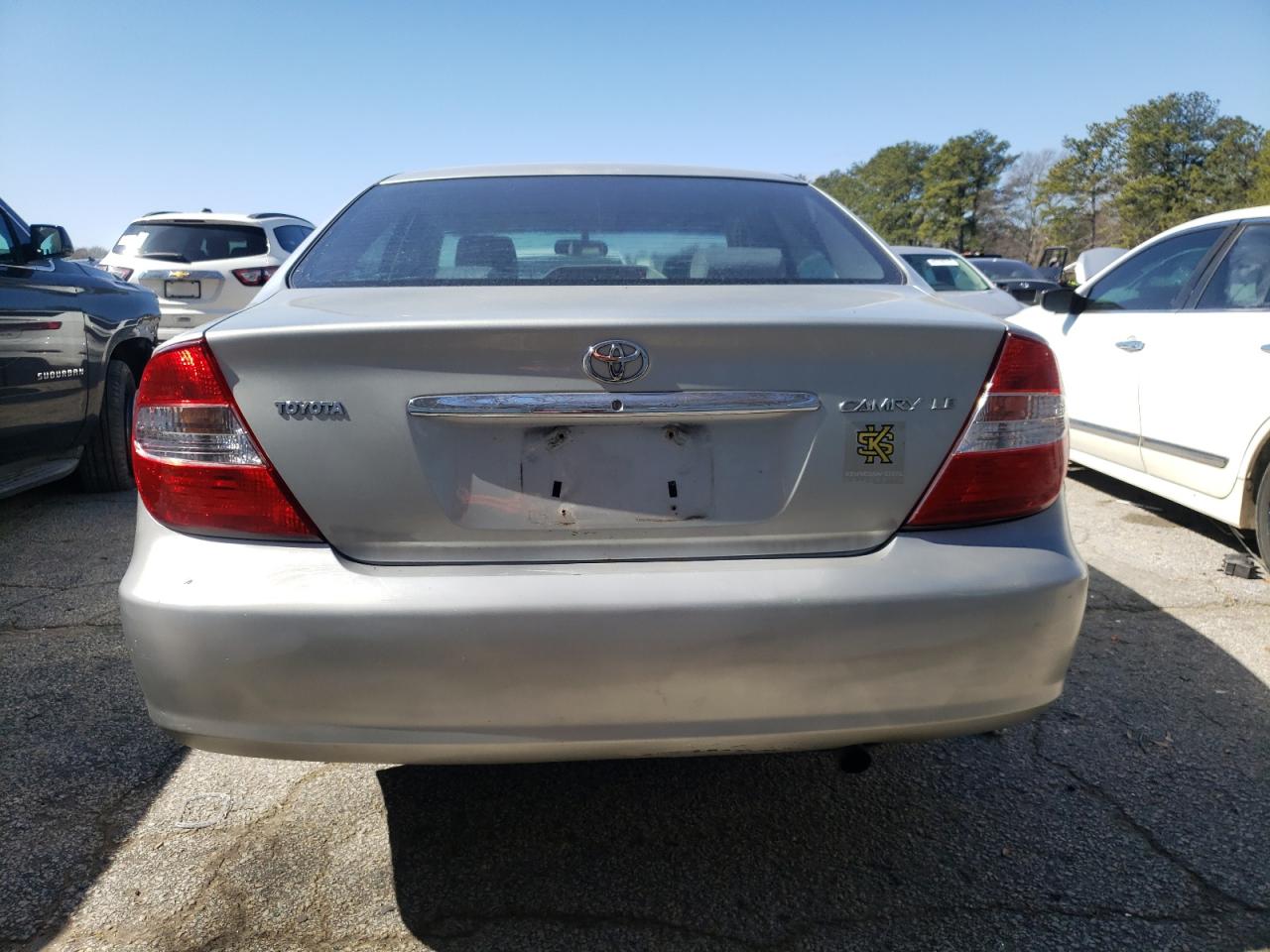 2004 Toyota Camry VIN 4T1BE30KX4U298371 Copart auction photo, front end damage thumbnail 6