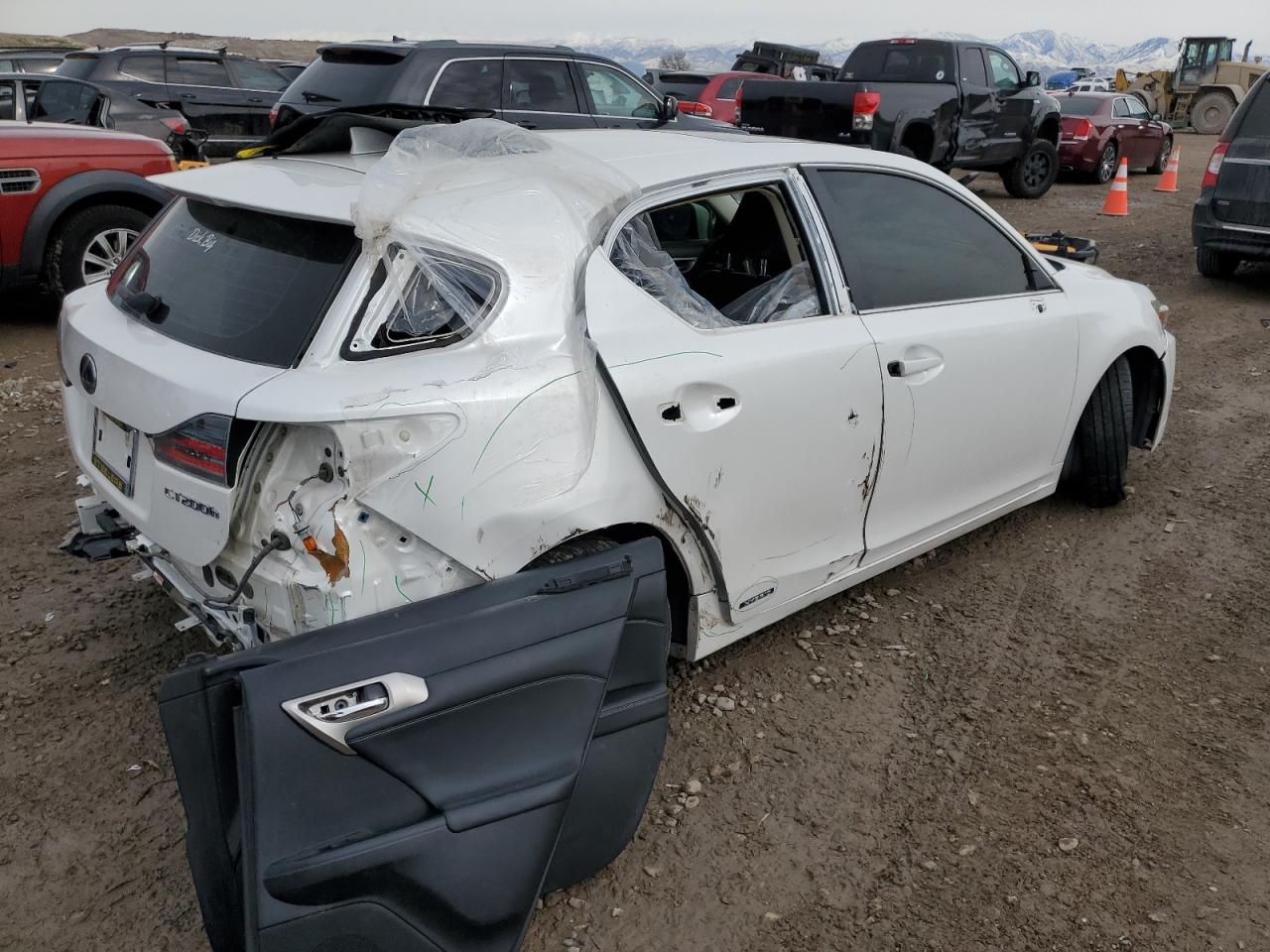 2015 Lexus CT VIN JTHKD5BH4F2229922 Copart auction photo, all over damage thumbnail 3