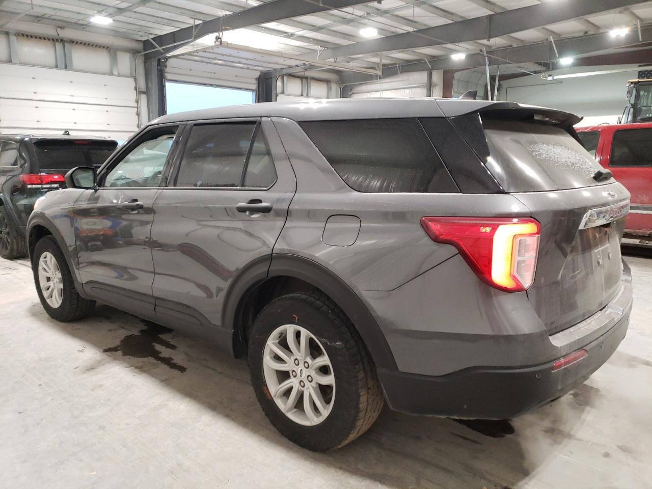 2021 Ford Explorer VIN 1FMSK8BH9MGA15836 Copart auction photo, side / hail damage thumbnail 2