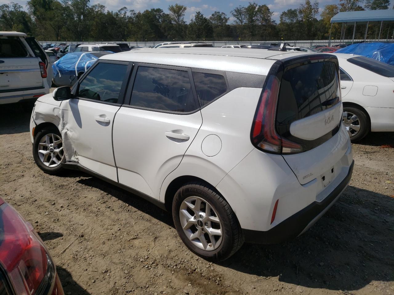 2023 KIA Soul VIN KNDJ23AU5P7872175 Copart auction photo, side / front end damage thumbnail 2