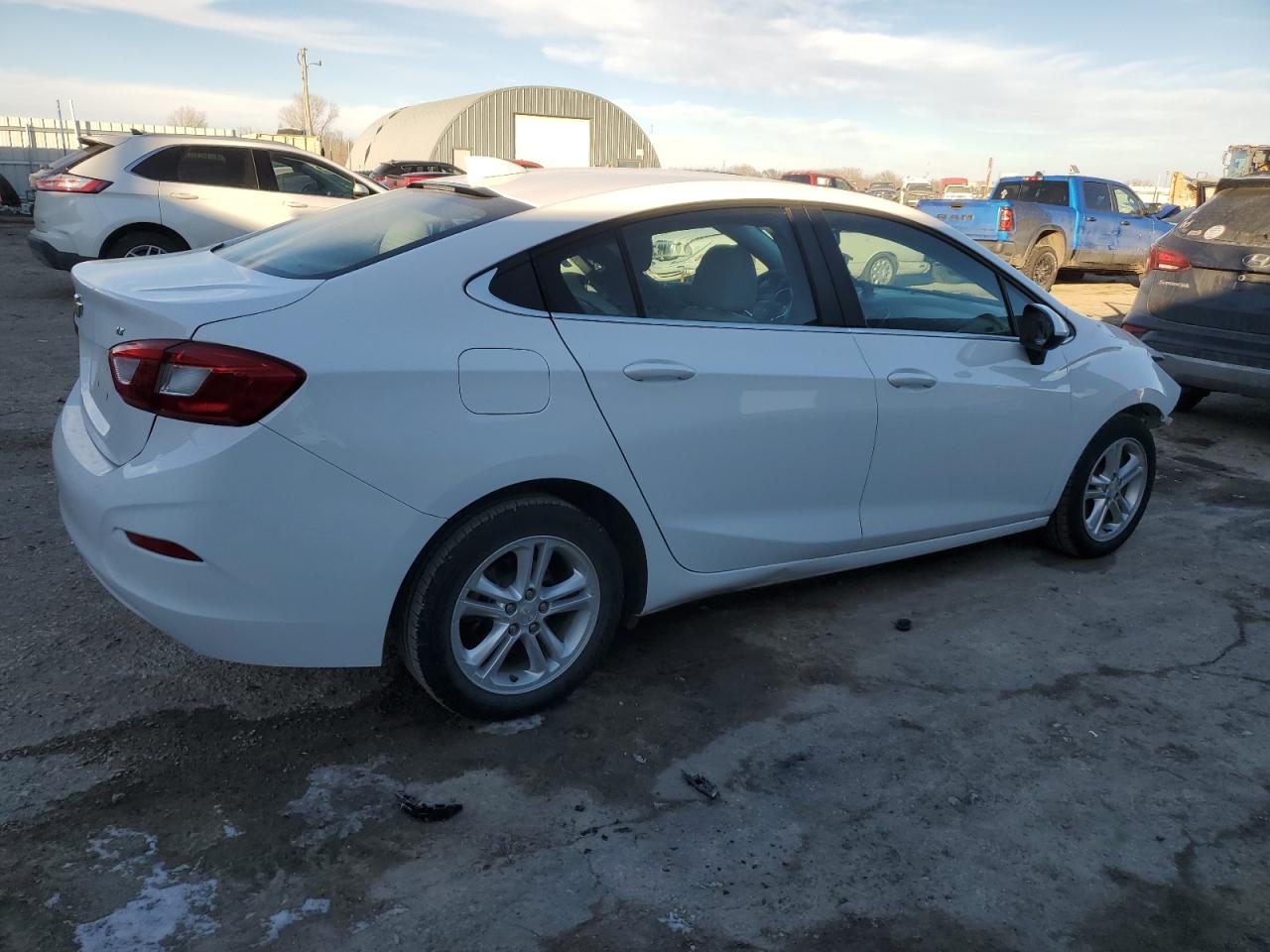 2018 Chevrolet Cruze VIN 1G1BE5SM7J7224746 Copart auction photo, front end damage thumbnail 3