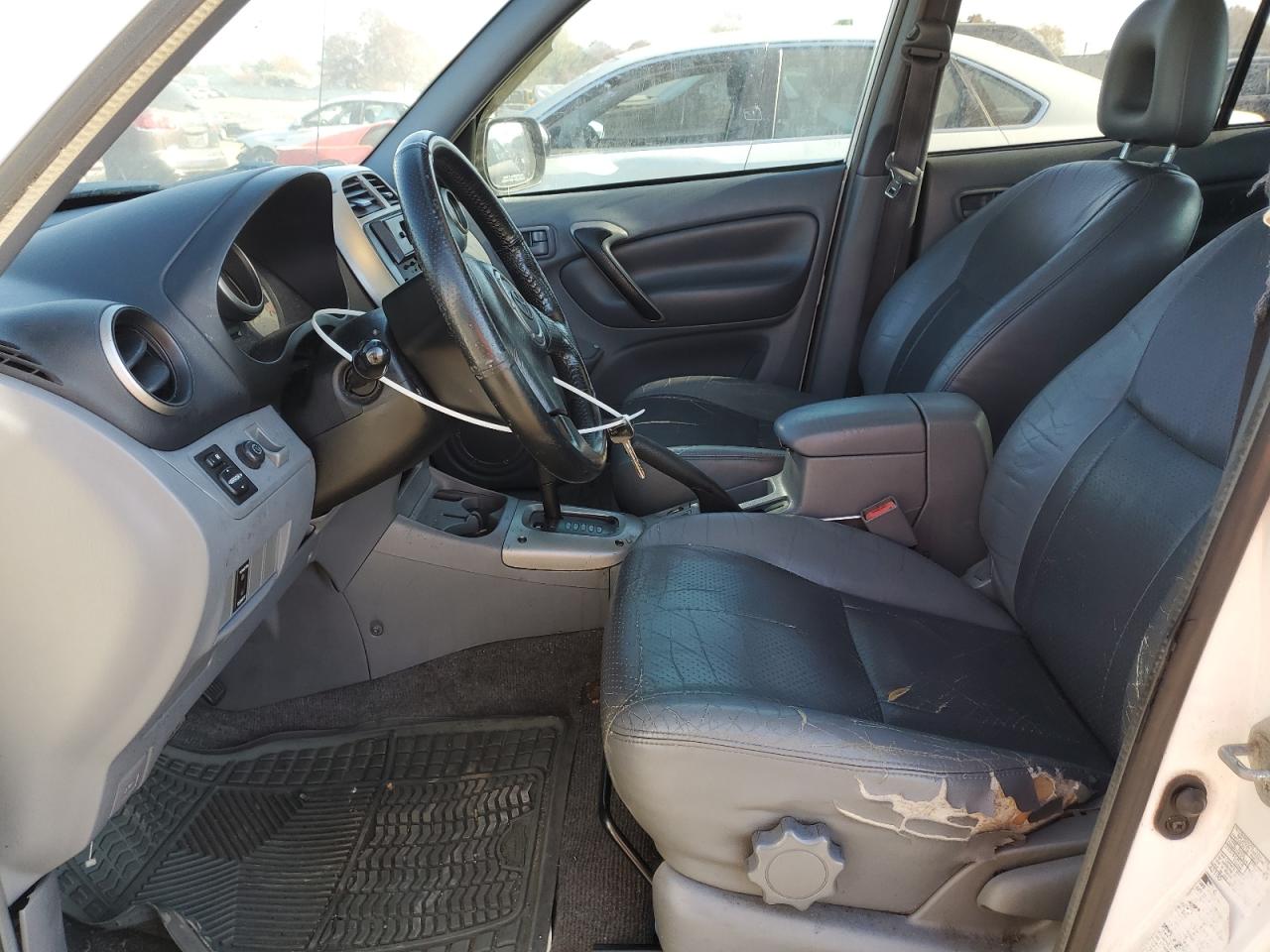 2002 Toyota RAV 4 VIN JTEHH20V520146508 Copart auction photo, front end / side damage thumbnail 7