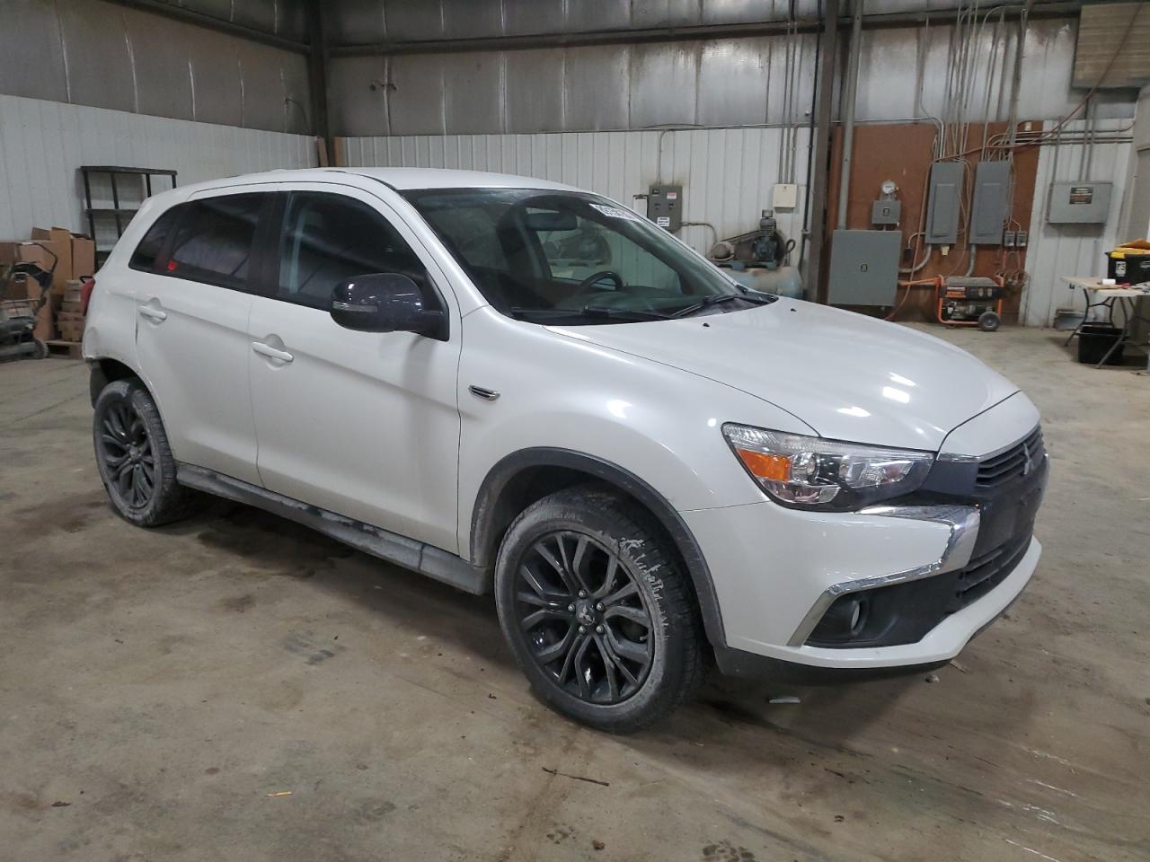 2017 Mitsubishi Outlander VIN JA4AR3AUXHZ039872 Copart auction photo, rear end / minor dent/scratches damage thumbnail 4