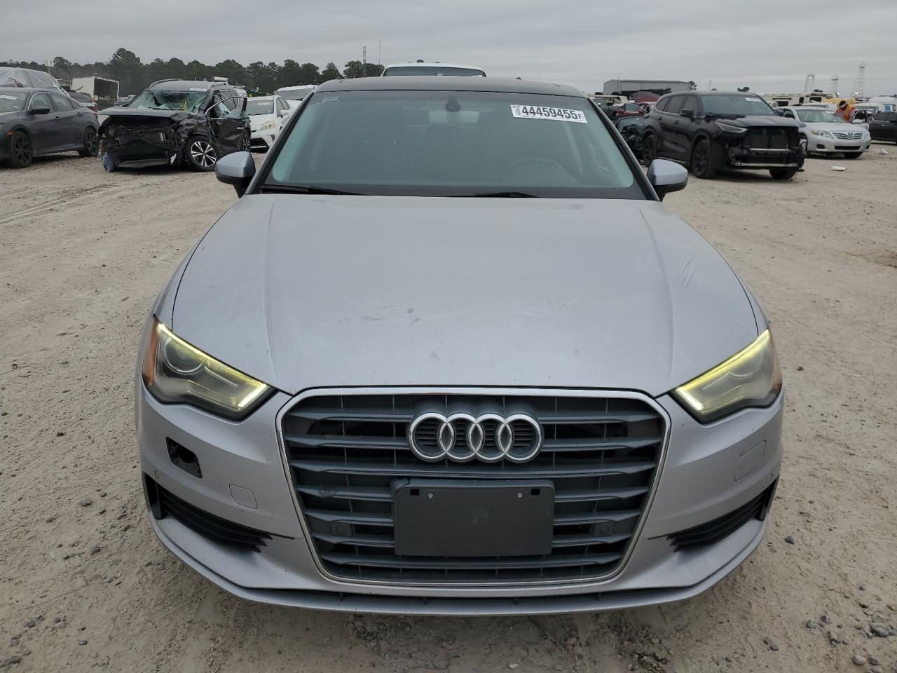 2016 Audi A3 VIN WAUB8GFF9G1056798 Copart auction photo, water/flood / minor dent/scratches damage thumbnail 5