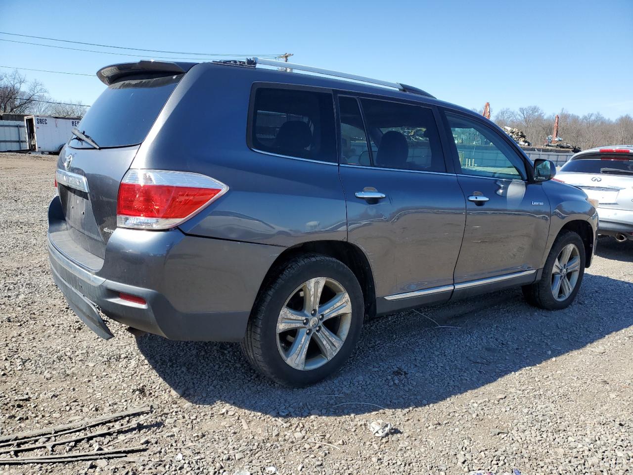 2012 Toyota Highlander VIN 5TDDK3EH7CS101758 Copart auction photo, side / front end damage thumbnail 3