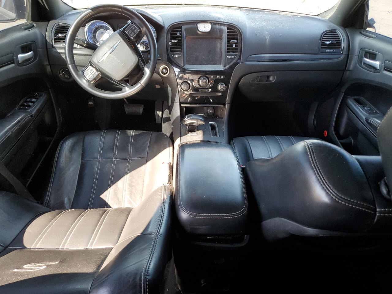 2014 Chrysler 300 VIN 2C3CCABG0EH365547 Copart auction photo, vandalism damage thumbnail 8