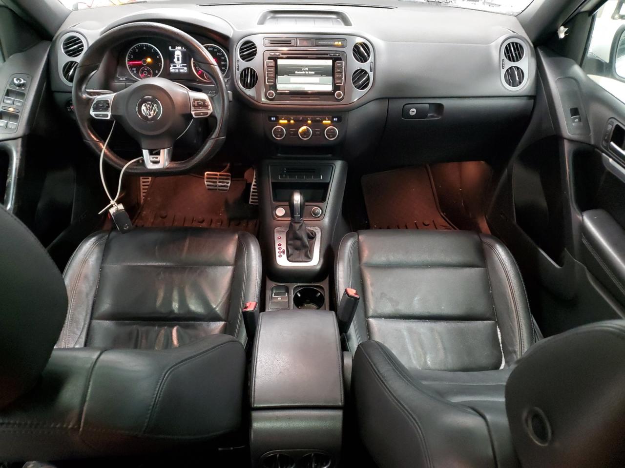 2015 Volkswagen Tiguan VIN WVGJV7AX1FW506495 Copart auction photo, side / front end damage thumbnail 8