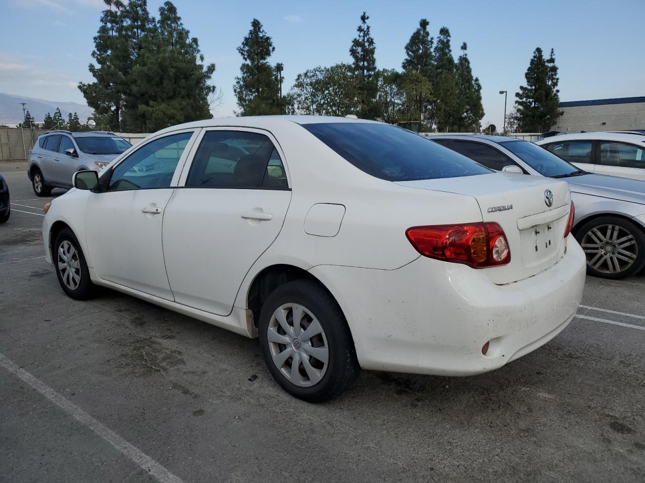 2010 Toyota Corolla VIN 2T1BU4EE5AC353964 Copart auction photo, normal wear damage thumbnail 2