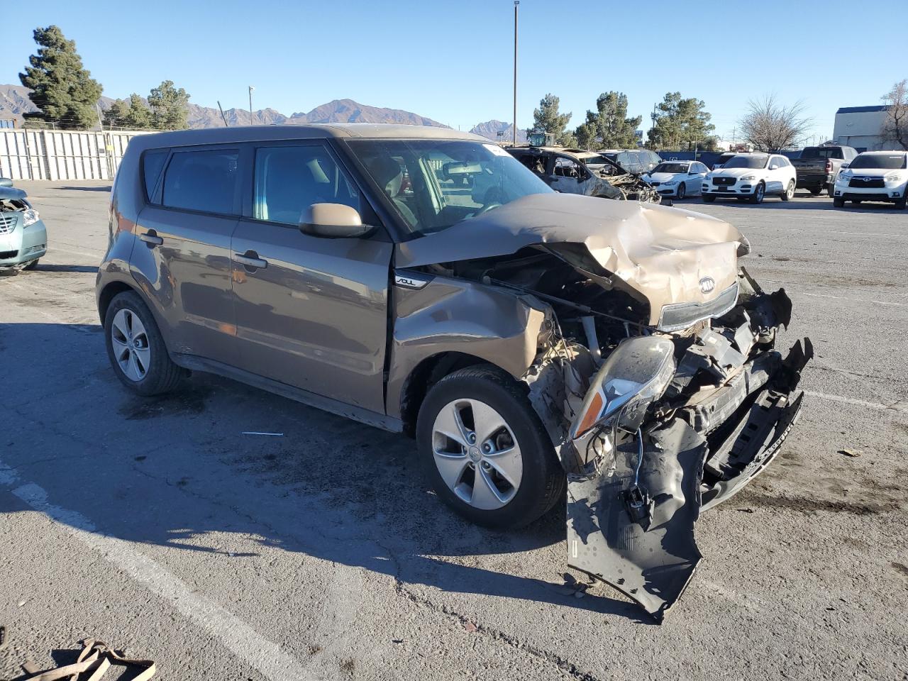 2015 KIA Soul VIN KNDJN2A24F7136391 Copart auction photo, front end damage thumbnail 4