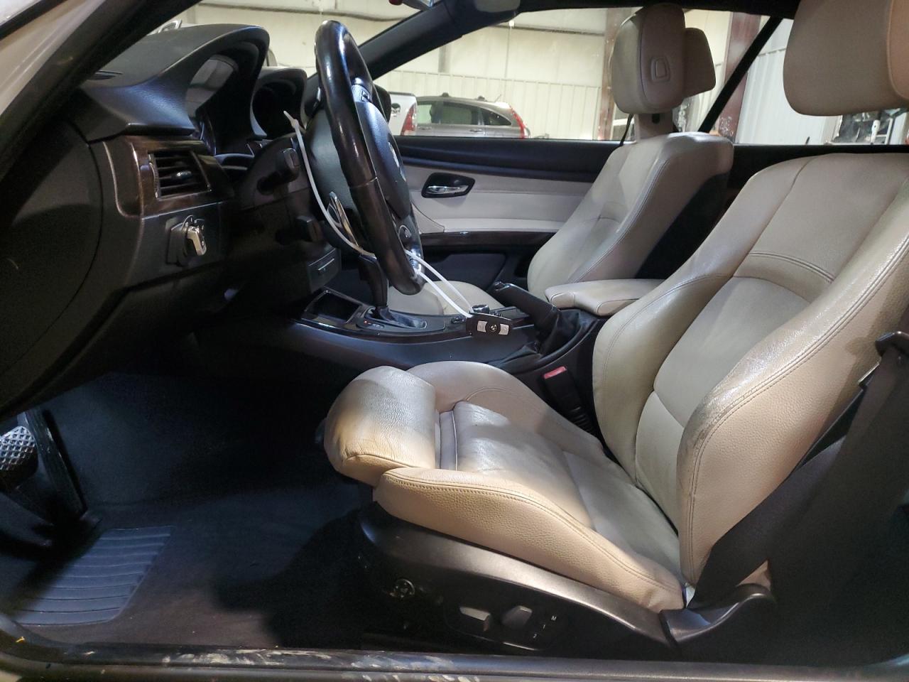 2011 BMW 3er VIN WBADW7C54BE545427 Copart auction photo, rear end / minor dent/scratches damage thumbnail 7