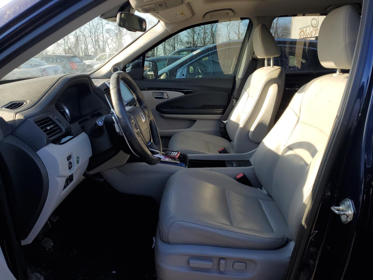 2016 Honda Pilot VIN 5FNYF6H98GB046243 Copart auction photo, rear end / minor dent/scratches damage thumbnail 7